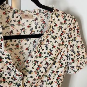 Little Moon floral T-blouse